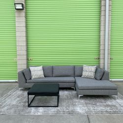 *Free Delivery* Gray Modern Sectional Couch Sofa