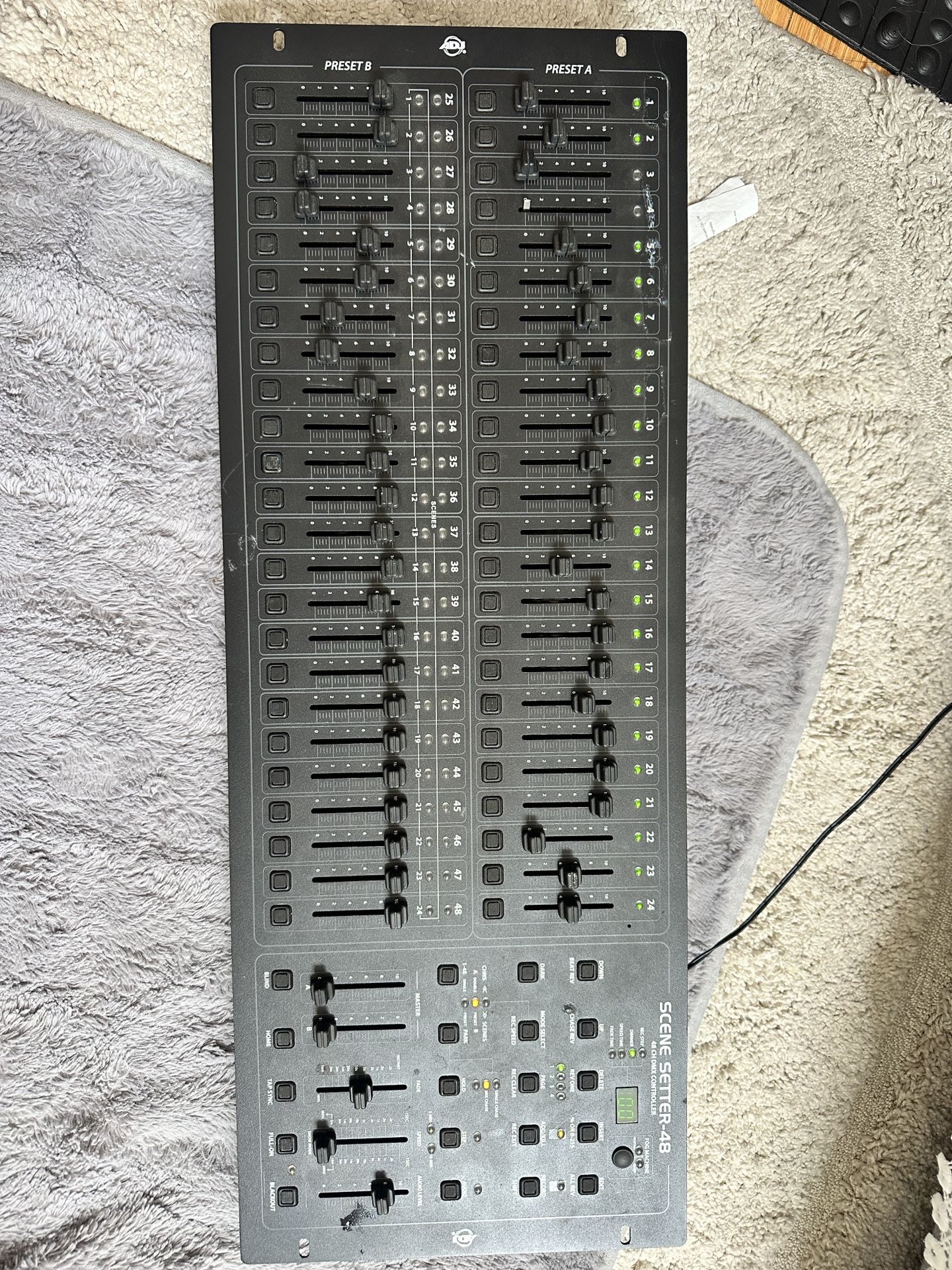 American DJ Scene Setter 48 Used