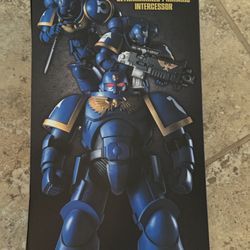 New Space Marine And Vintage Space Hulk