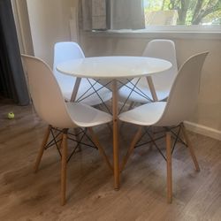 Modern Dining Table Set