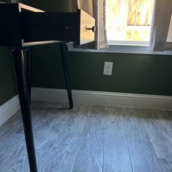 Small Vanity 
