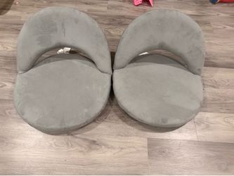 Lakeshore flex space washable seats 2  color gray chairs