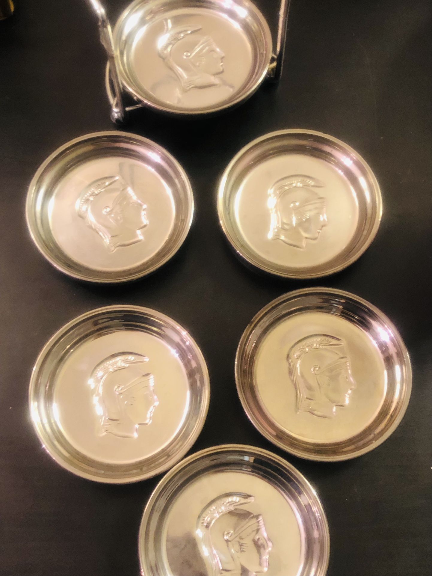 Vintage Beautiful Designed Set Of 6 Decanter Glass And Silver 