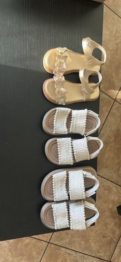 Girls sandals