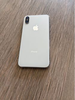 iPhone X - 64 GB - Unlocked - Silver Color