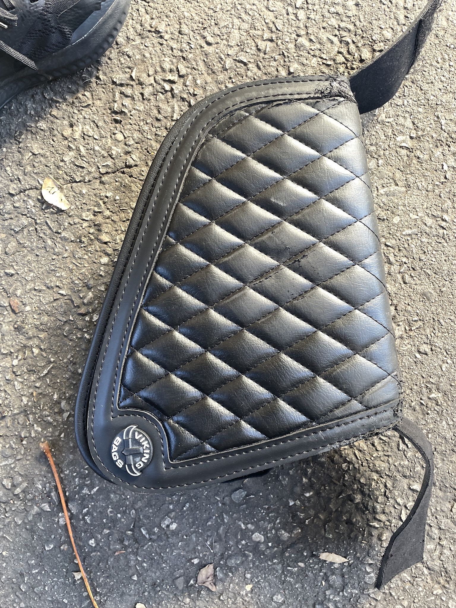 Motorcycle swing arm bag