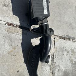 GMC Yukon Chevy Tahoe intake box with Filter 