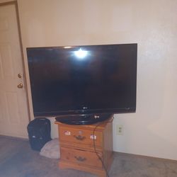 Flat Screen TV Moving Gots To Go Now  40 Inch 