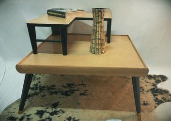Vintage Mid-Century Modern 2-Tier Corner Table – Blonde + Black