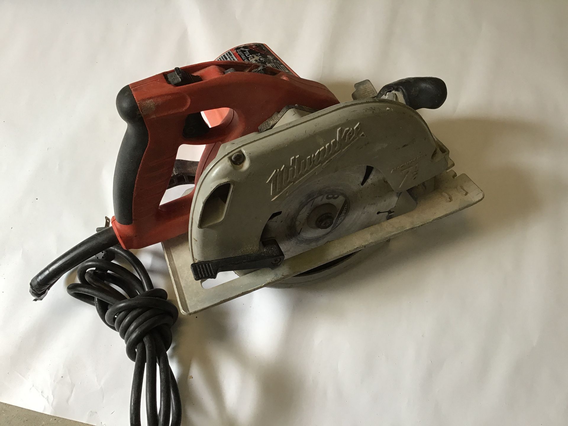 Milwaukee Tilt-Lok 7-1/4” circular saw