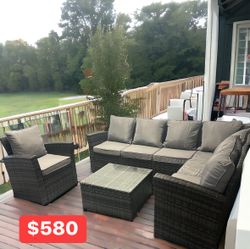New inbox patio set (we finance and deliver)($54 down, (90 day no interest no credit check payment plan)