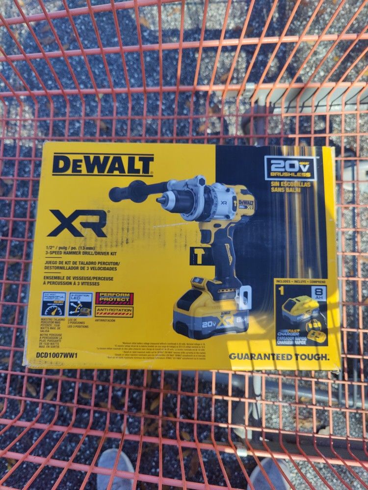 DeWalt  DCD1007WW1, DeWalts Most Powerful Drill With 8ah Power pack And Rapid Charger