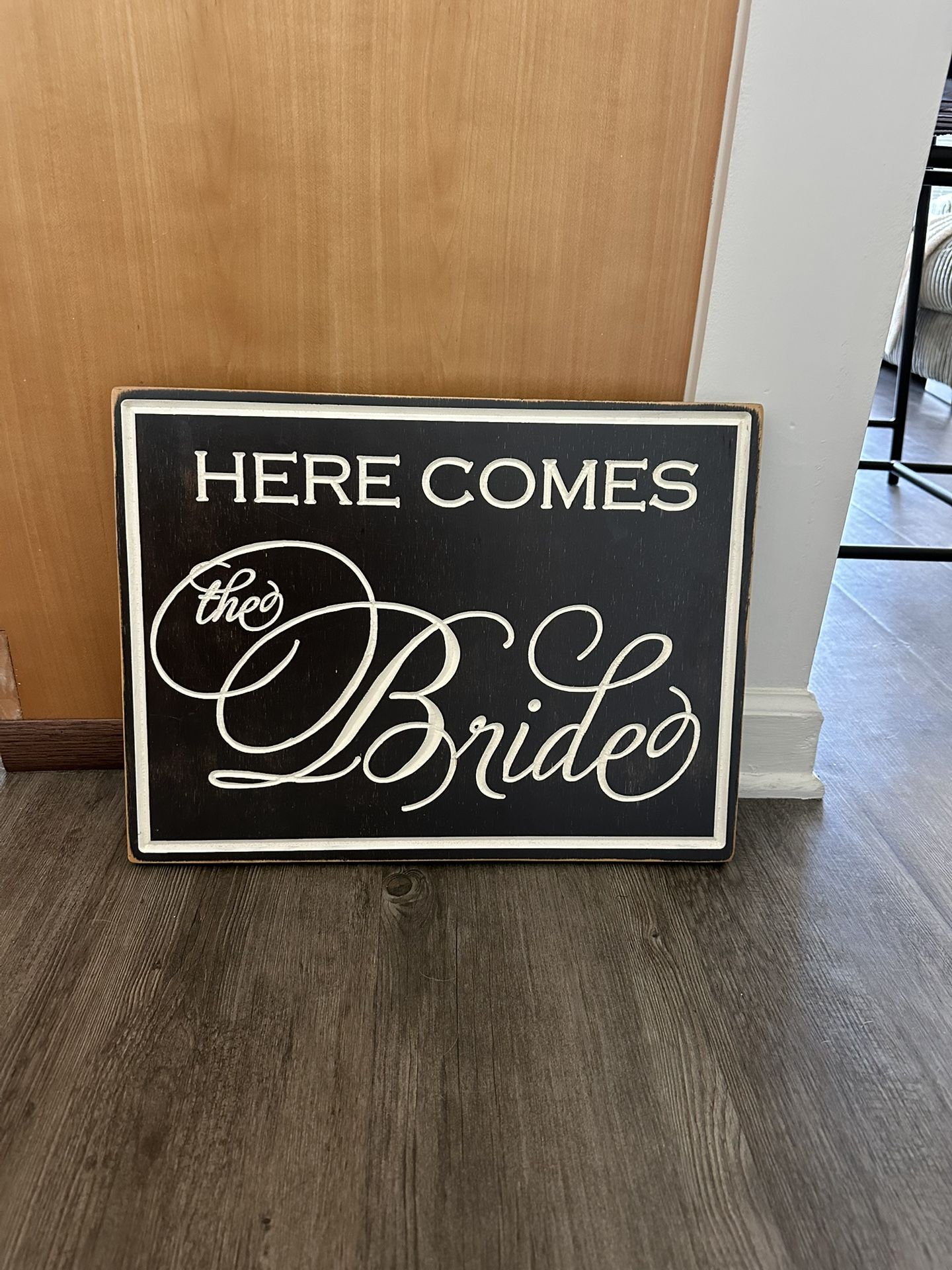 Here Comes The Bride Decor