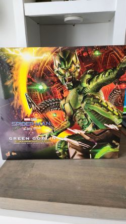 Hot Toys Spider-Man No Way Home Green Goblin 1/6 complete but missing helmet
