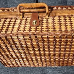 Vintage woven wicker picnic basket Vw Bug Bus Beetle Ghia Porsche Chevy Ford Dodge Cadillac Vintage Trailer Prop 