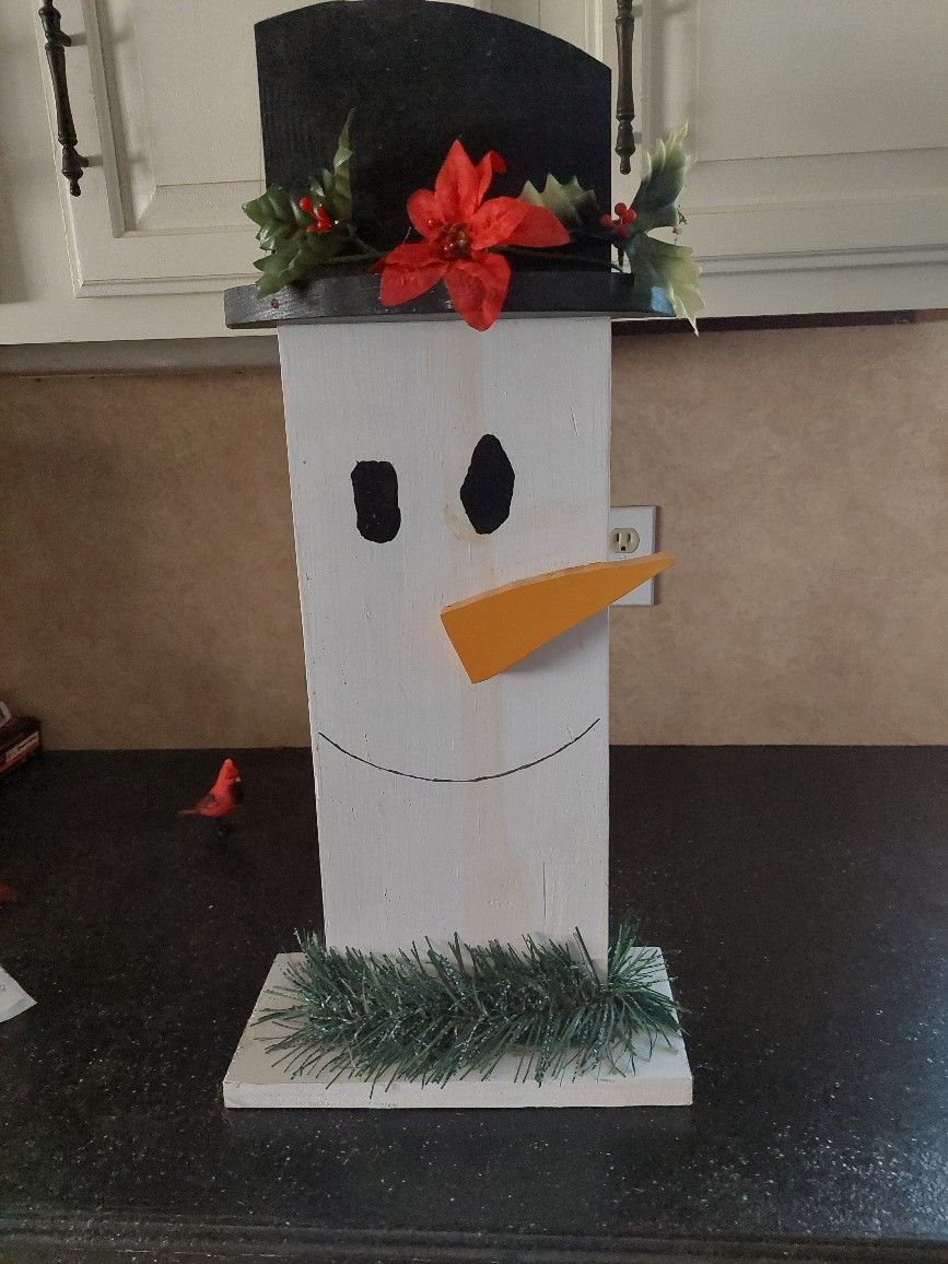 Wooden Snowman Decor