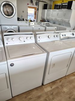 Maytag auto sensing wash top load washer electric dryer súper capacity In Excellent Working Condition