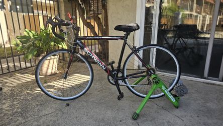 Kinetic Indoor Bike Trainer With Schwinn Bicycle