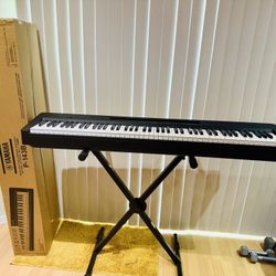 Trade Or OBO Yamaha Digital Piano P-143B