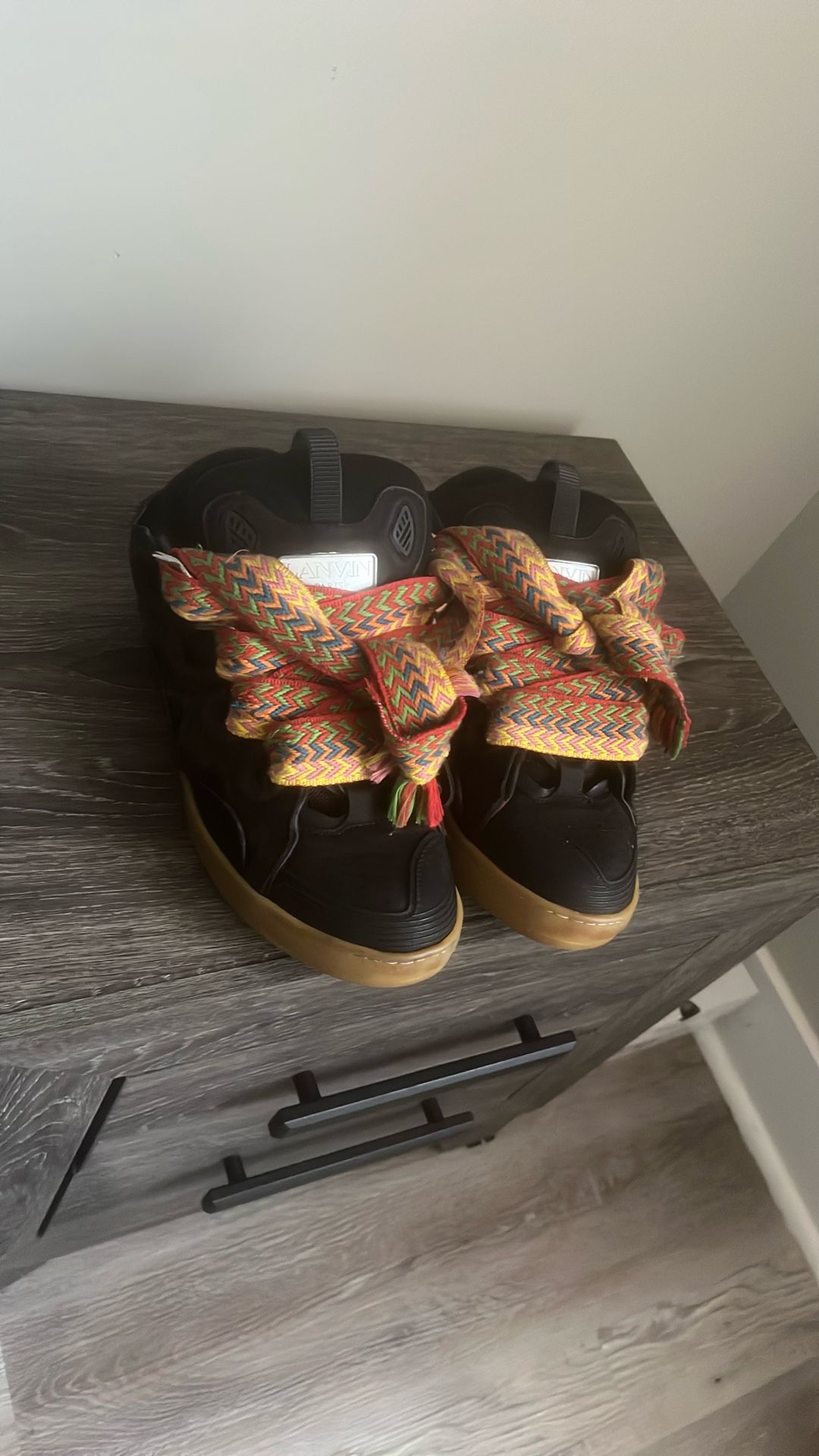 BLACK LANVINS