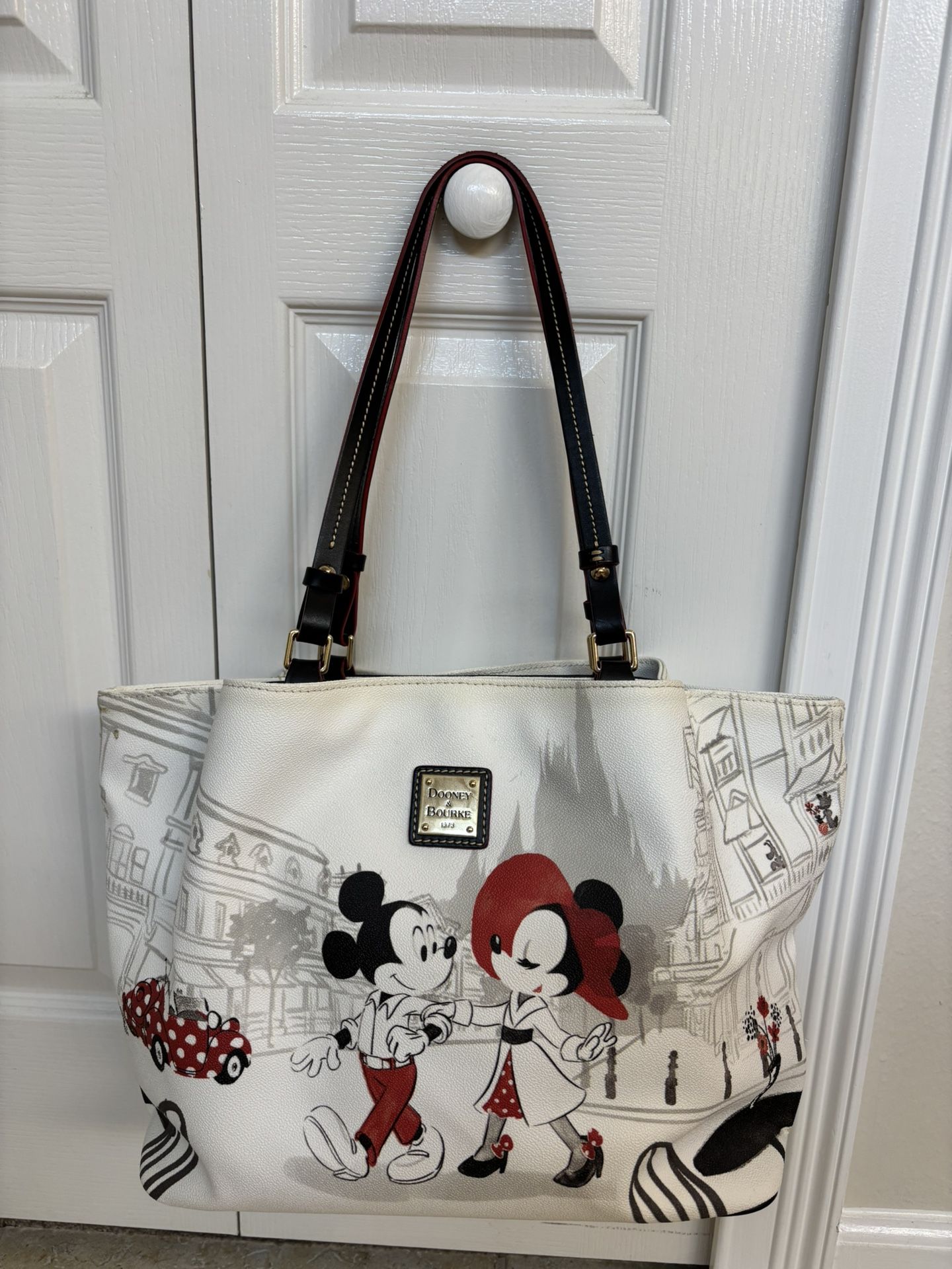 Dooney & Bourke Tote Bag