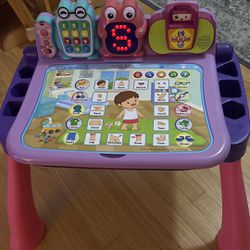 Kid Touch & Learn Activity Desk 