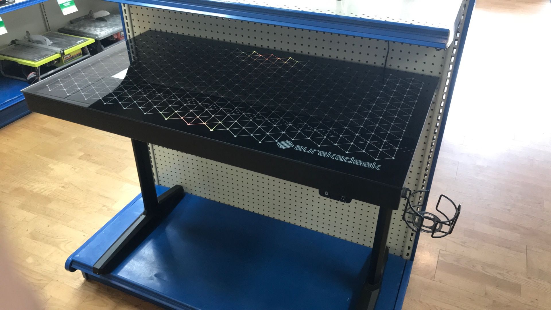 Eureka Desk