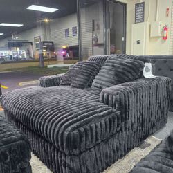 Oversized Black Corduroy Chaise Lounge Chair 🚚WE DELIVER🚚