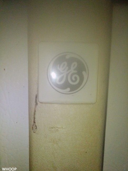 GE REFRIGERATOR