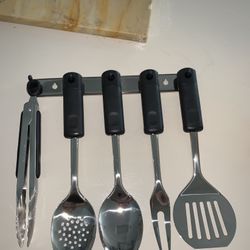 NEW Hanging grill Utensil Set