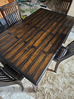 Dinning table w 4 chairs FREE DELIVERY TODAY