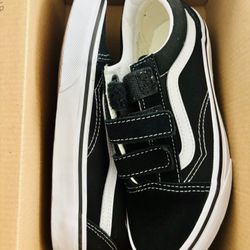 Old Skool V New In Box 