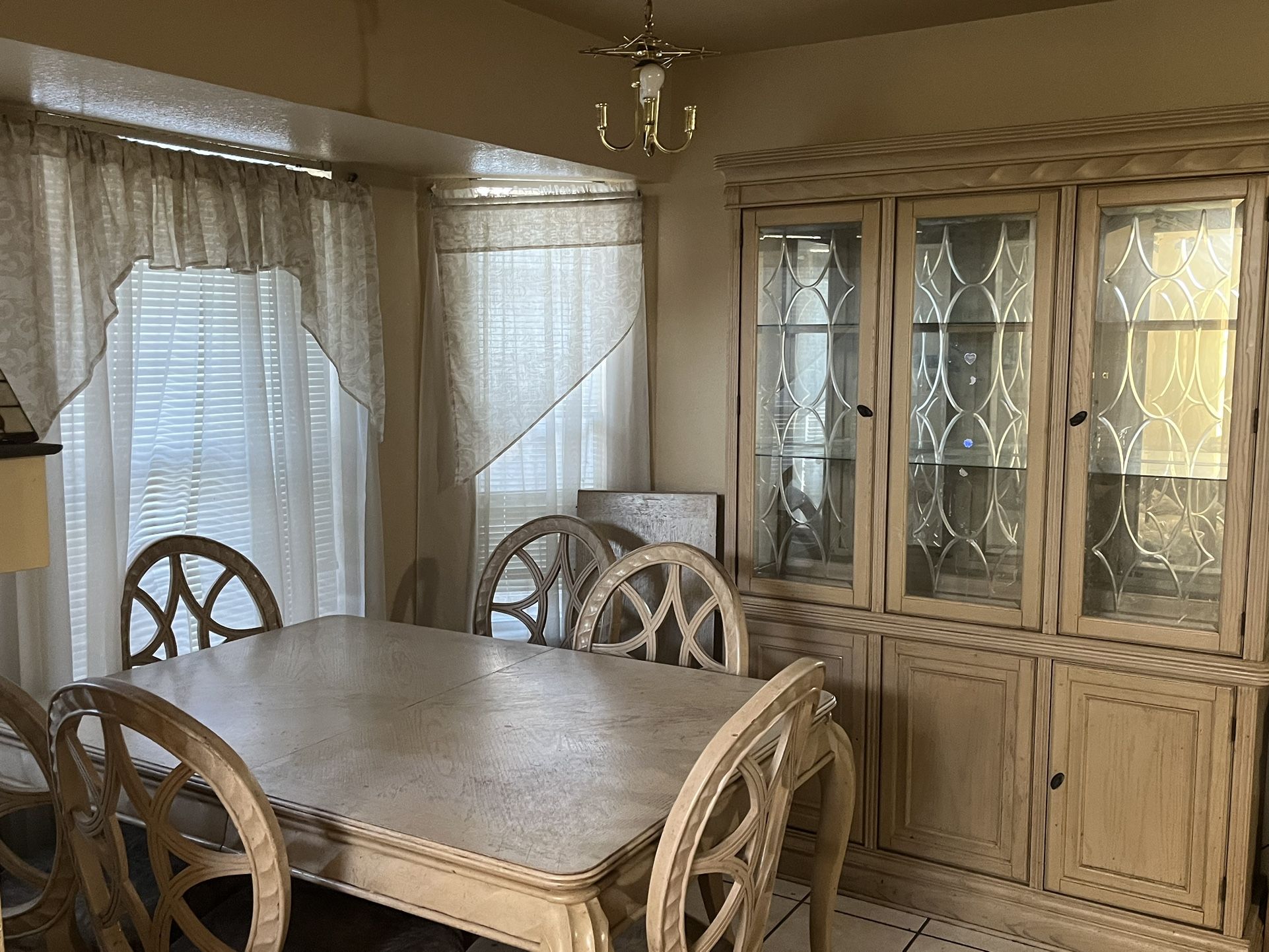 Table Set