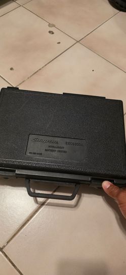 Snap-on EECS303A Intelligent Battery Tester