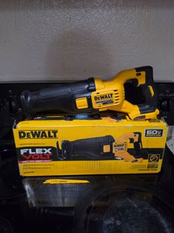 Dewalt FlexVolt 60V brushless reciprocating saw tool only brand new never used Hablo español