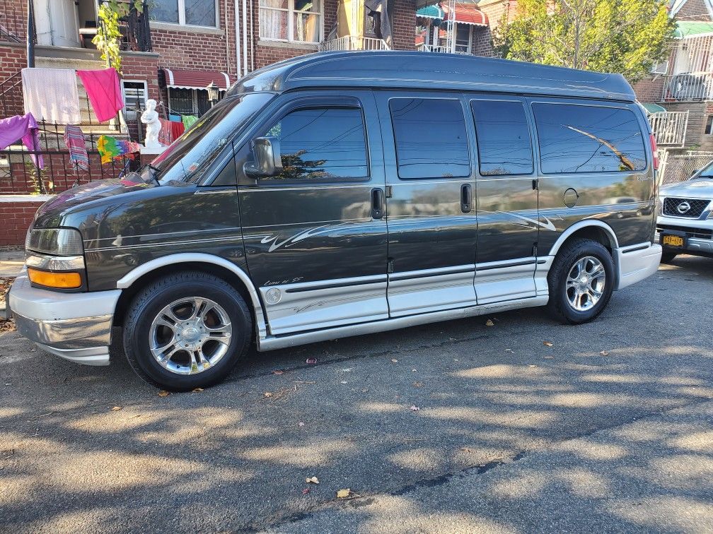 2004 Chevrolet Express