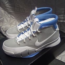 Nike Kobe 1 Protro