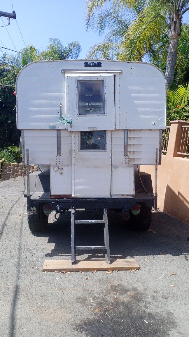 Vintage Alaskan Camper Trailer And Trailer