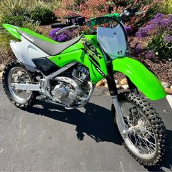 2023 klx 140r