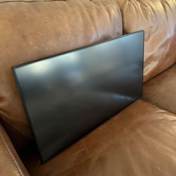 LG UltraGear 27GN950-B – 27” 4K 144Hz Gaming Monitor (VESA-Ready)