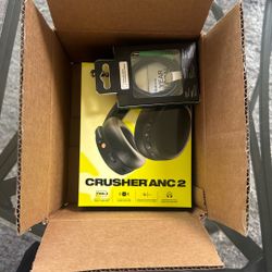  BRAND NEW! Skull Candy crusher ANC 2