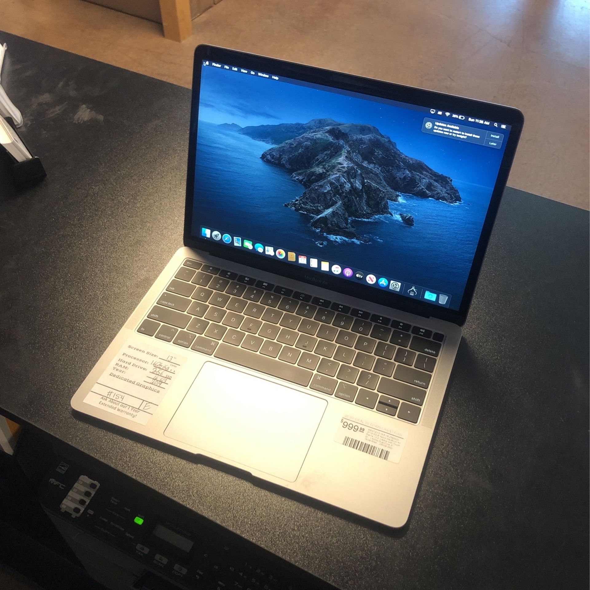 13” MacBook Air! 2019!$999.99!Space Grey And Silver! Financing Available!