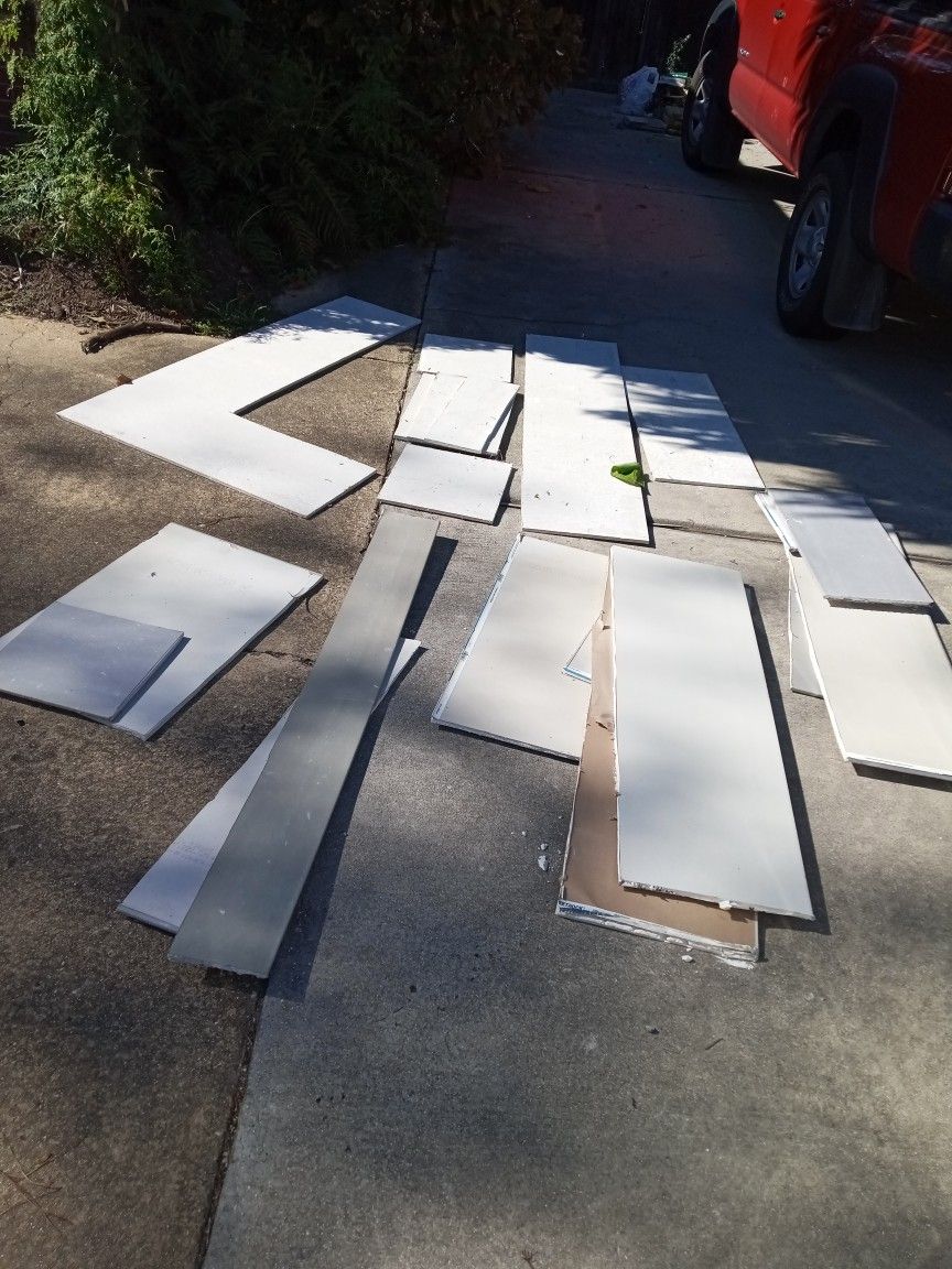 FREE!FREE! Cement Board & Sheetrock 