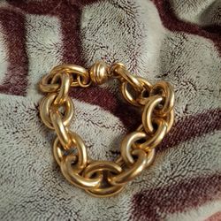 Large Gold Link Bracelet with Magnectic Closure