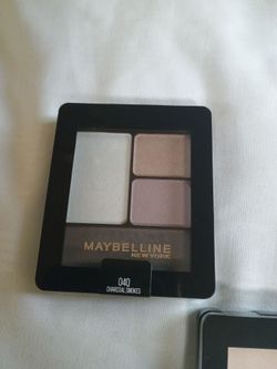 Maybelline cosmetics for the eyes shadows