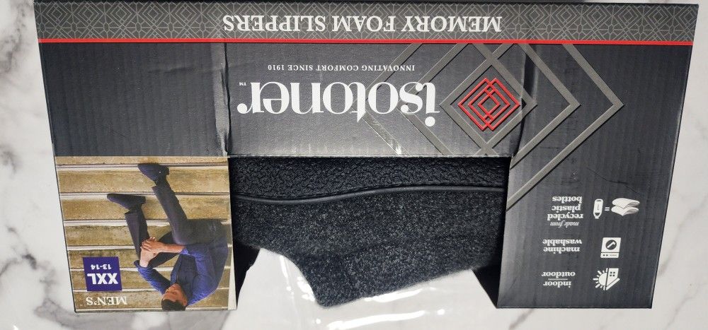 Men's Slippers Size 13-14 New