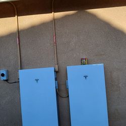 Tesla Powerwall 3 + Expansion Battery – Like New / Never Commissioned