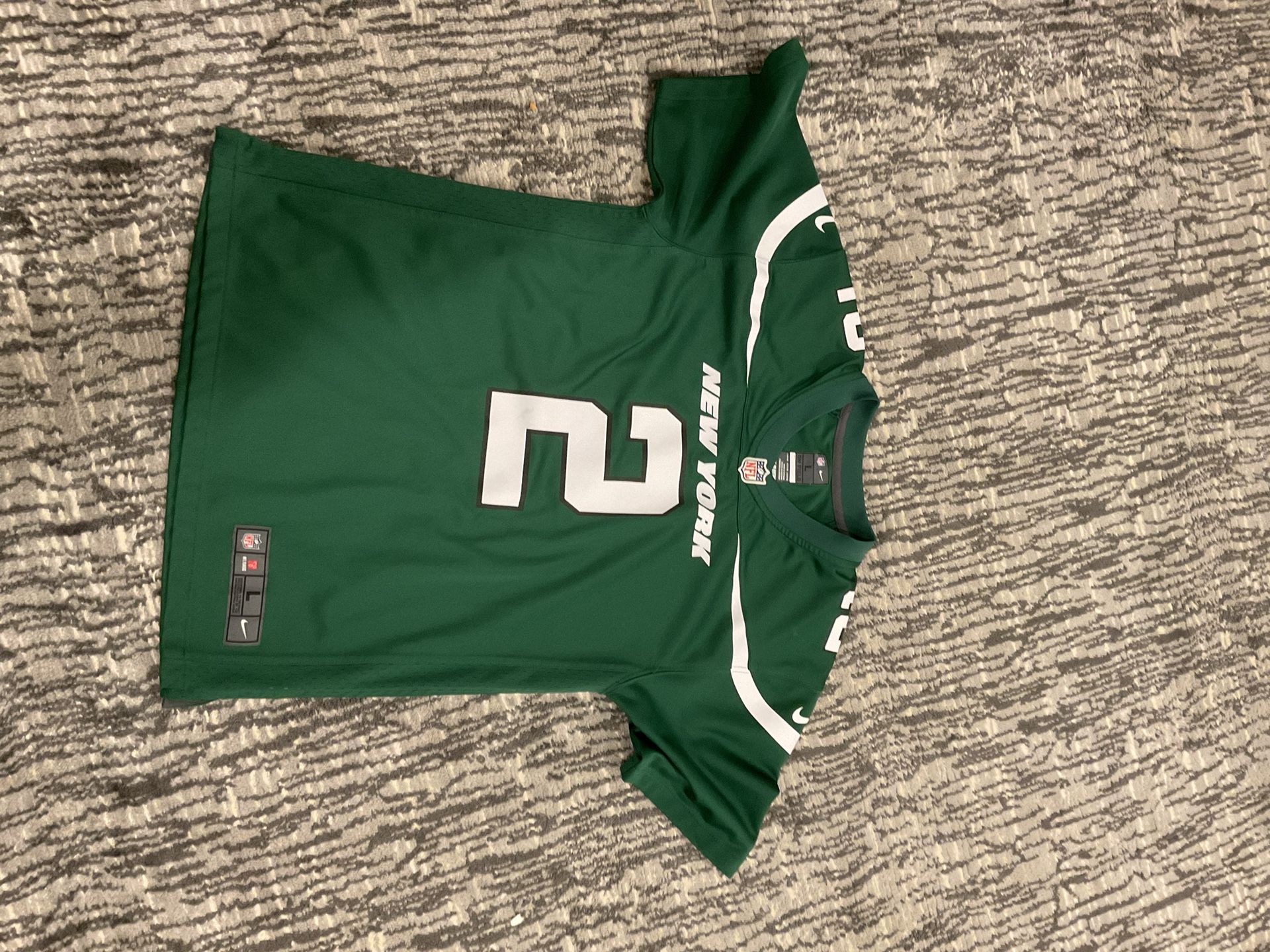🏈 One-of-a-Kind New York Jets Jersey: Stand Out in Style! 🏈