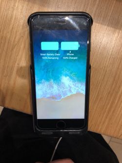 iPhone 7 128gb UNLOCKED & Free charging case