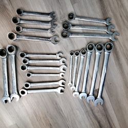 Ratcheting Wrenches